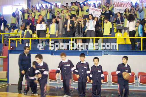 SA� ilk��retim �ampiyon
