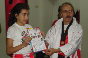 Kick Bokscularda kuşak imtihanından geçti