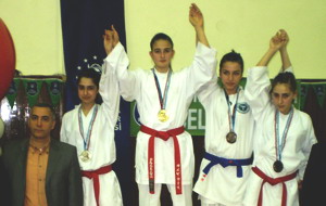 hendek-karatede-esti-gecti