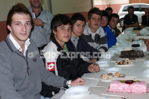 Köy Hizmetlerispor’da süpriz parti