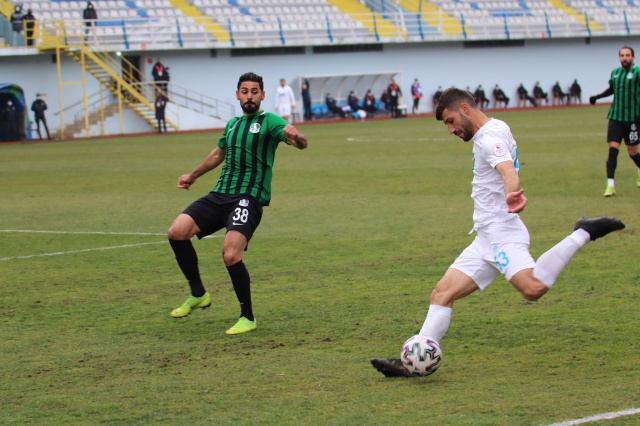 Pazarspor-Sakaryaspor: 2-3