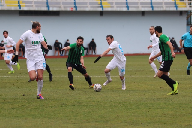 Pazarspor-Sakaryaspor: 2-3