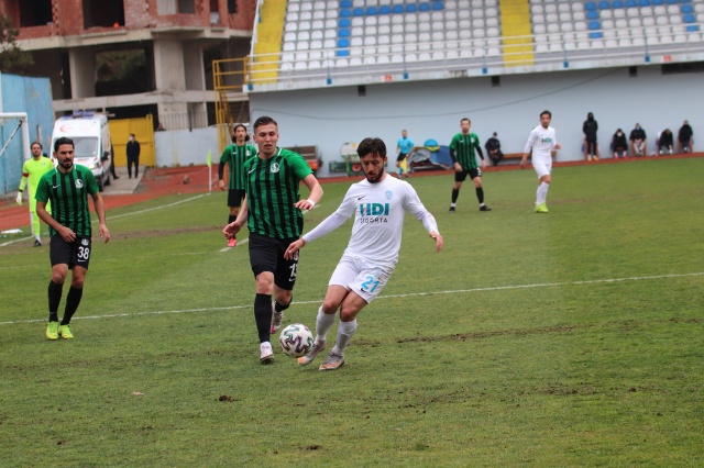 Pazarspor-Sakaryaspor: 2-3