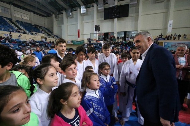 Hep birlikte daha büyük başarılara imza atacağız