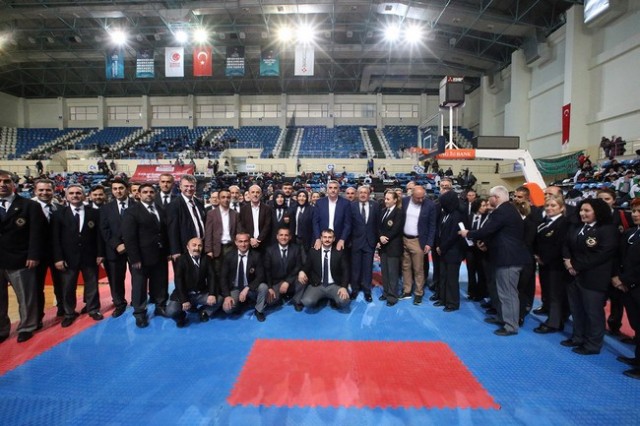 Hep birlikte daha büyük başarılara imza atacağız