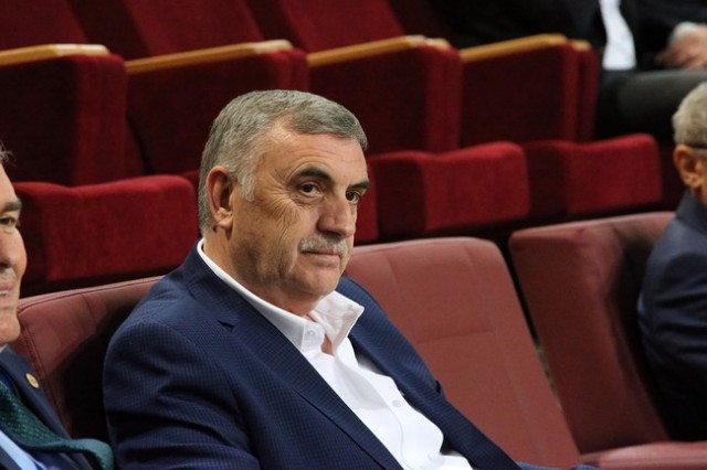 Hep birlikte daha büyük başarılara imza atacağız