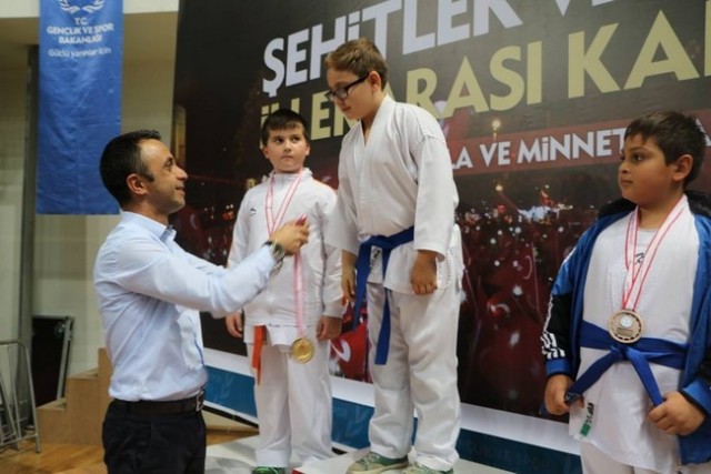 15 Temmuz  Karate Ligi Düzenlendi