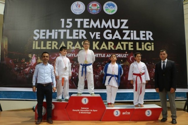 15 Temmuz  Karate Ligi Düzenlendi