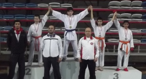 İller Arası Karate Lig 17 Madalya