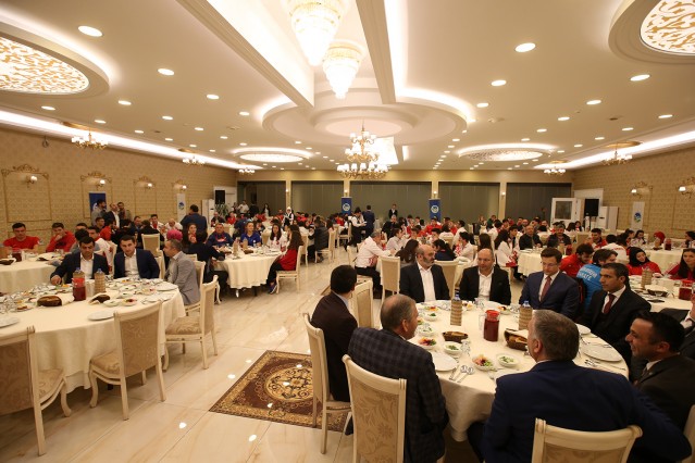 Büyükşehir'den Milli Sporculara Teşekkür