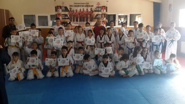 Taekwondo'da terfi zamanı
