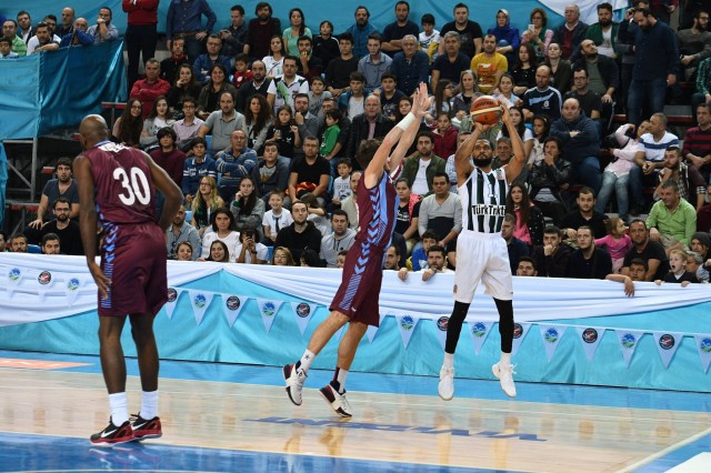 Sakarya Büyükşehir-Trabzonspor:87-82