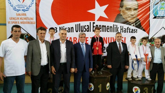 23 Nisan Karete Tunruvası Akyazı'da yapıldı