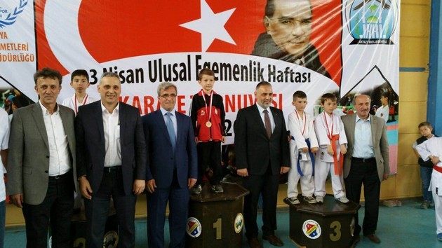 23 Nisan Karete Tunruvası Akyazı'da yapıldı