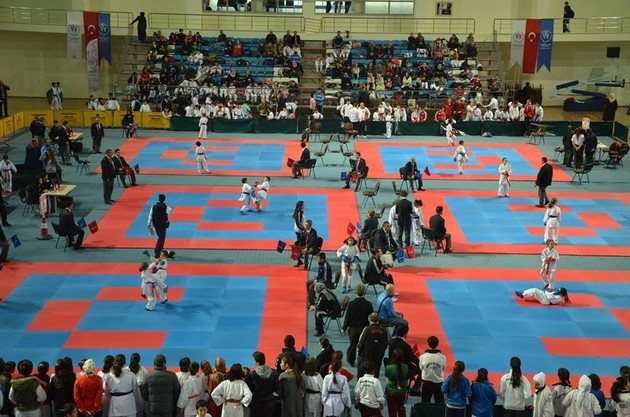 Karate'de Şehitler Anıldı