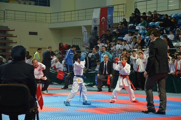 Karate'de Şehitler Anıldı