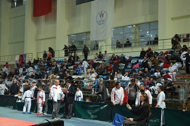 Karate'de Şehitler Anıldı