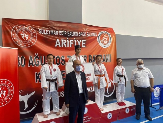Karate'de 30 Ağustos Coşkusu