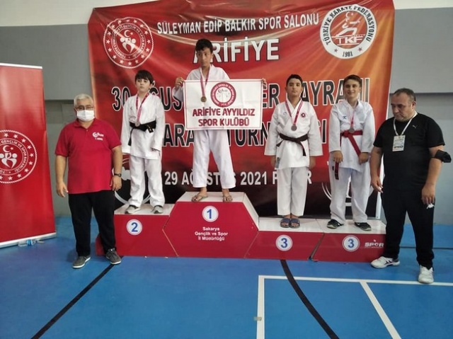 Karate'de 30 Ağustos Coşkusu