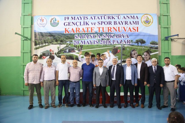 Sapanca'da 19 Mayıs Karate Coşkusu