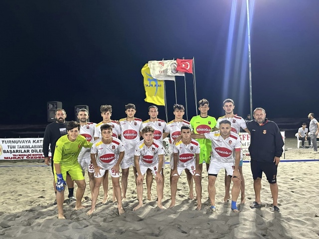 Plajda Şampiyon Kocaalispor