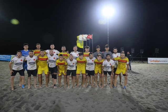 Plajda Şampiyon Kocaalispor