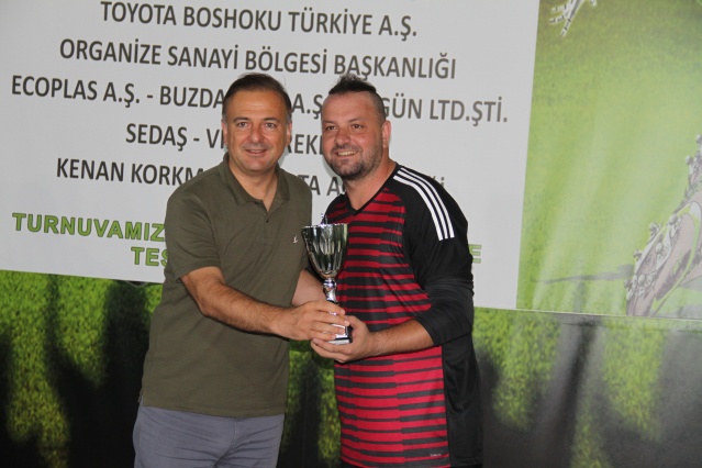 Olgunlar Futbol Turnuvası'nda Şampiyon İZREK