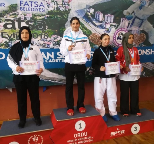 Büyükşehir Karate'den 17 Madalya