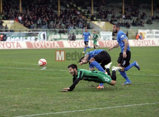 Sakaryaspor-Balçova Belediye:0-0