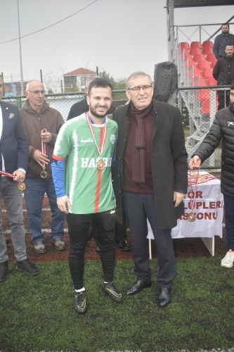 Şampiyon Kızılcıkspor Kupasını aldı