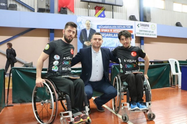 6 Nisan Dünya Masa Tenisi günü kutlandı