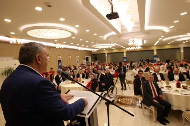 Büyükşehir'den Milli Sporculara Teşekkür
