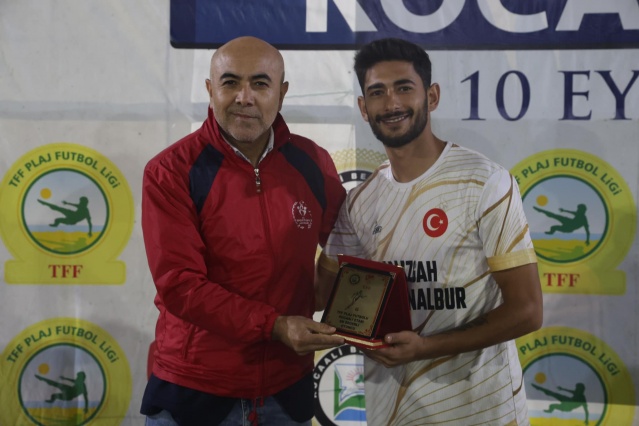 Plajda Şampiyon Kocaalispor