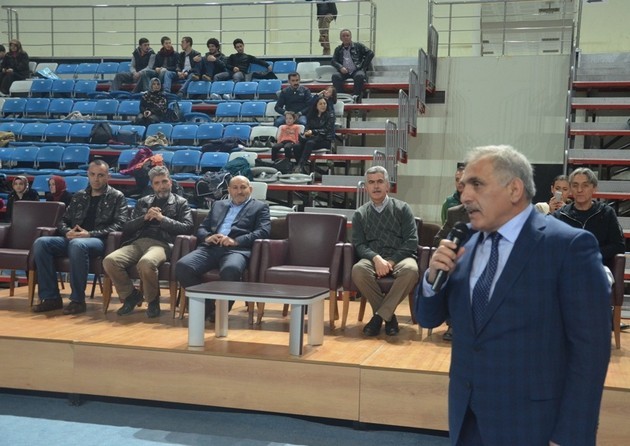 8 Mart Bayanlar Karate Turnuvası