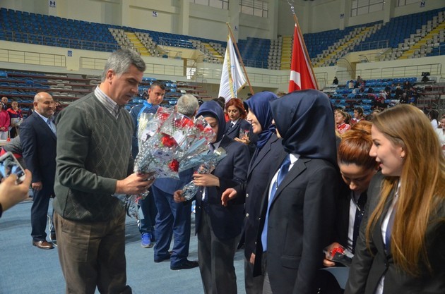 8 Mart Bayanlar Karate Turnuvası