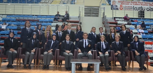 8 Mart Bayanlar Karate Turnuvası