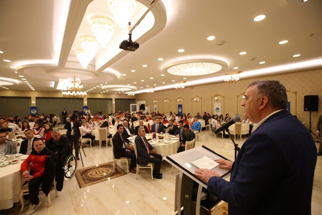 Büyükşehir'den Milli Sporculara Teşekkür