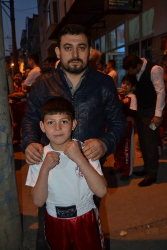 Şampiyona davullu zurnalı karşılama