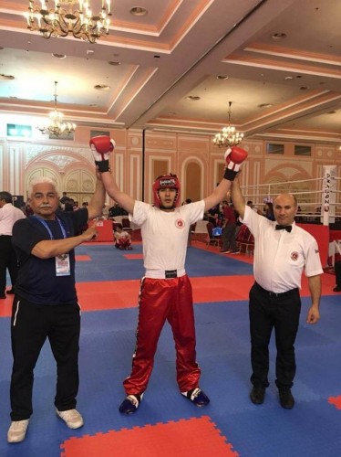 Şampiyona davullu zurnalı karşılama