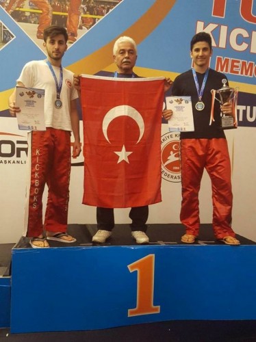 Şampiyona davullu zurnalı karşılama