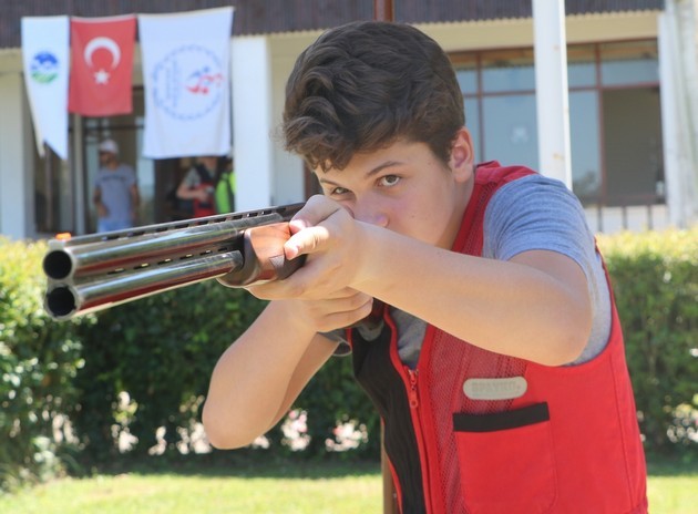 Avcılardan Tam İsabet