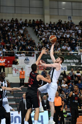 Sakarya Büyükşehir-Gaziantep Basket: 79-57