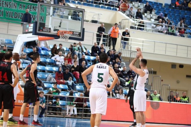 Sakarya Büyükşehir-Gaziantep Basket: 79-57