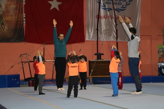 Cimnastikçilerin tek adresi !