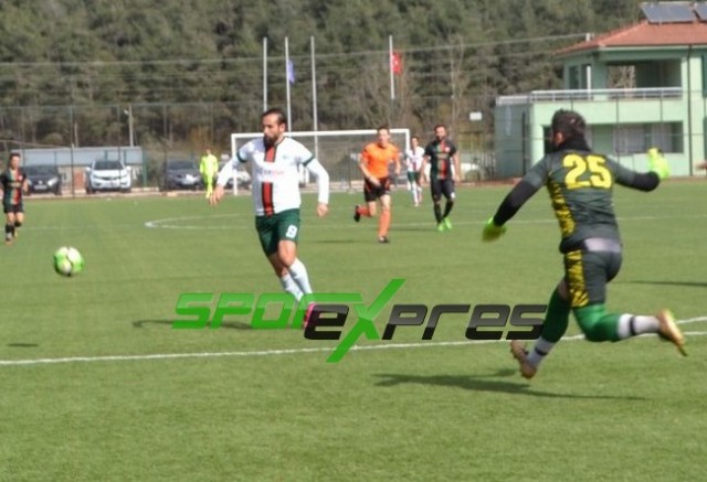 Hendek Dereköy-Karasu Güvenspor:0-0