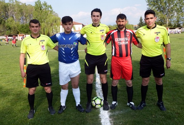 Kemaliyespor ikide iki yaptı 4-3
