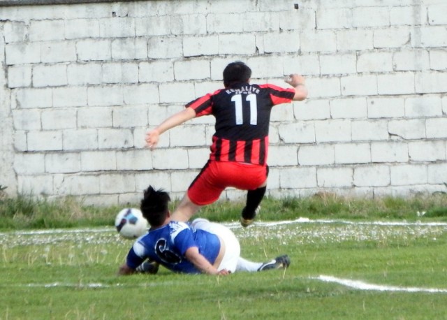 Kemaliyespor ikide iki yaptı 4-3