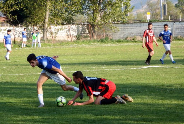Kemaliyespor ikide iki yaptı 4-3