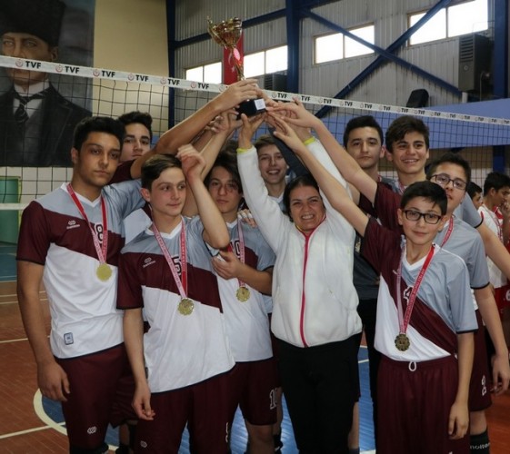 Gençler Voleybolda Şampiyonlar belli oldu