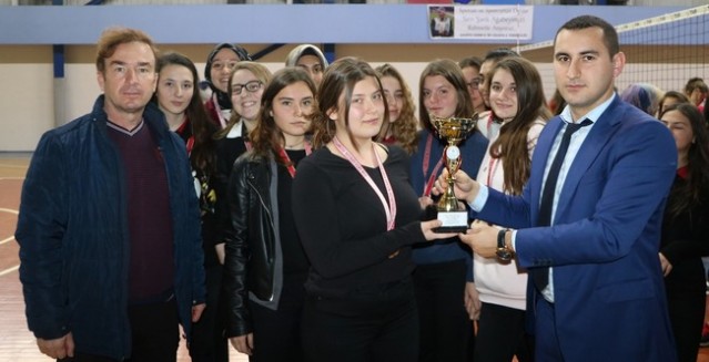 Gençler Voleybolda Şampiyonlar belli oldu